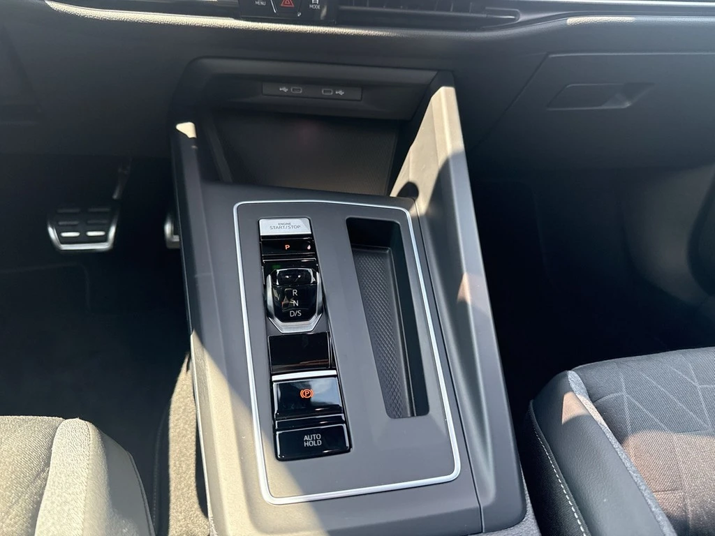 Volkswagen Golf VIII 1.5 TSI eHybrid 150 kW Energy *SOH100%
