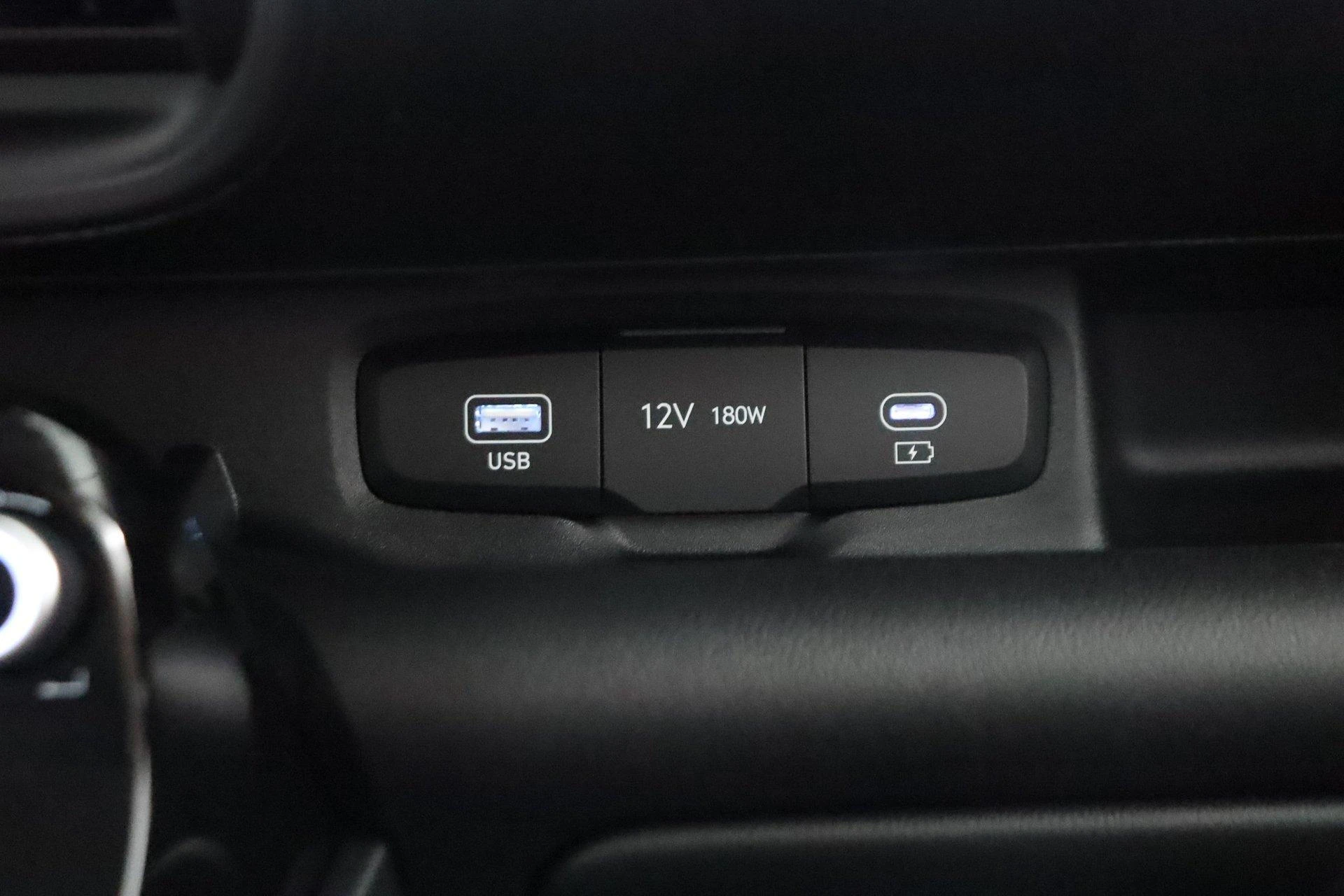 Hyundai-Inster-image-45