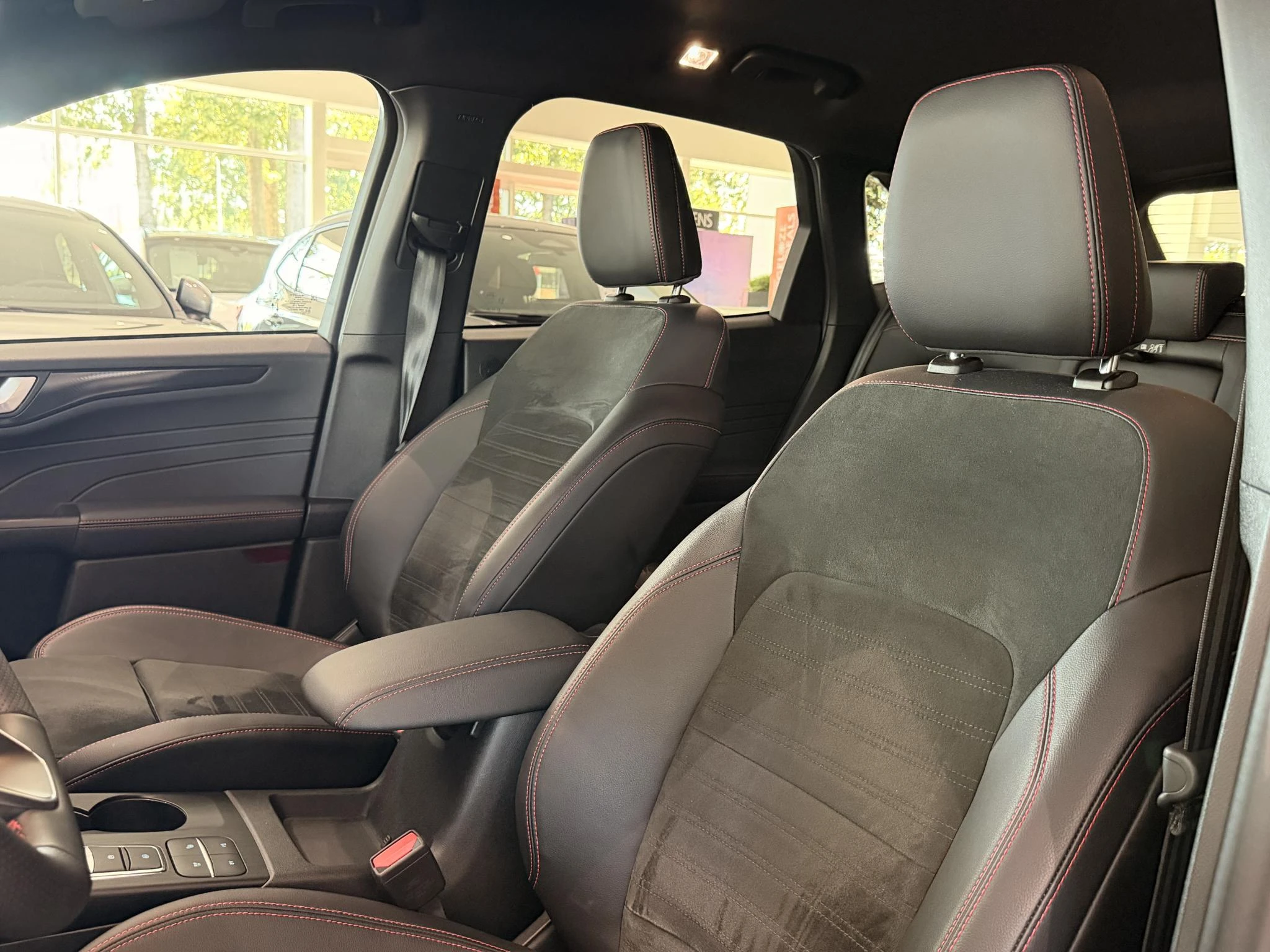 Ford-Kuga-image-8