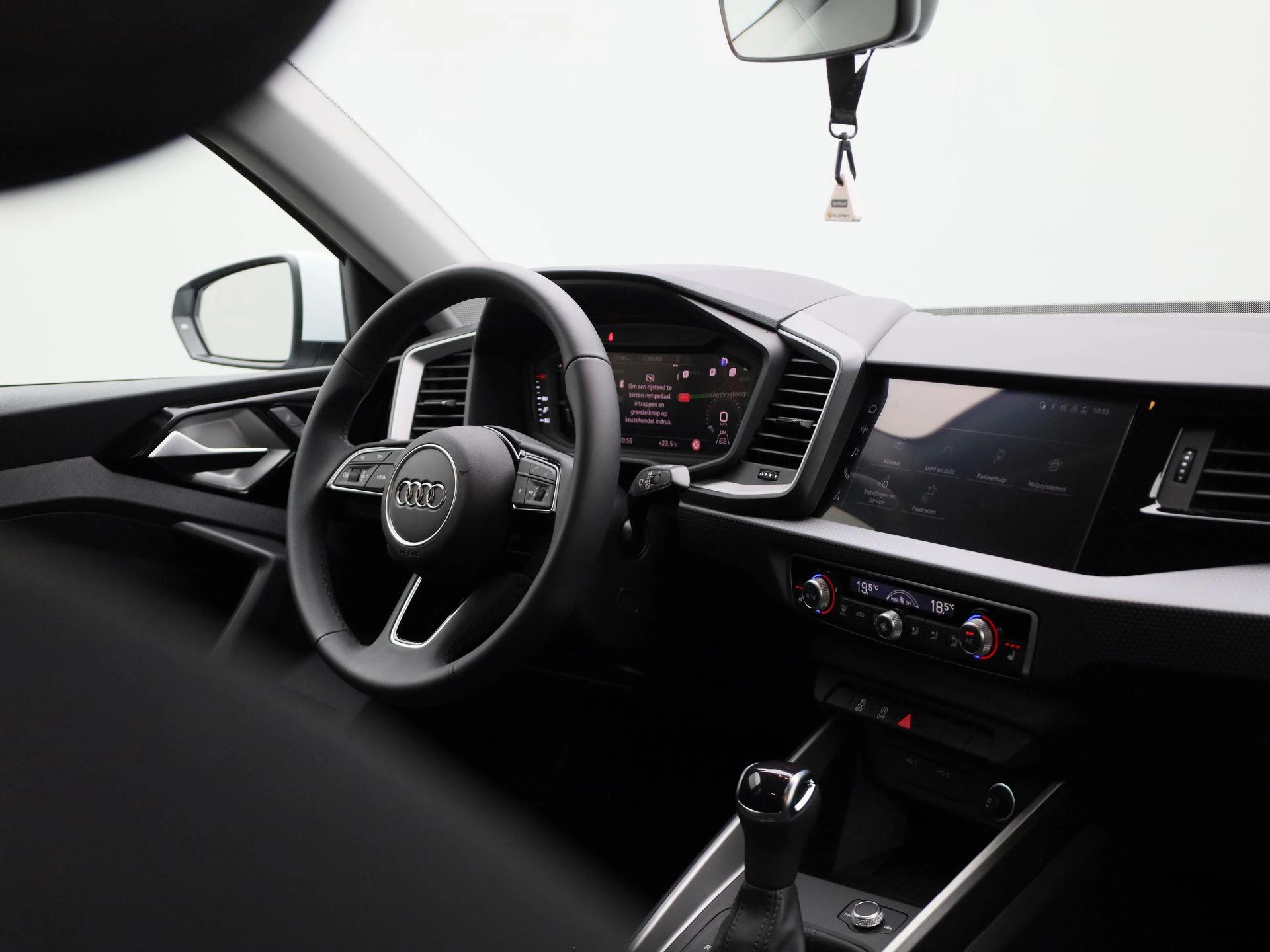 Audi-A1-image-34