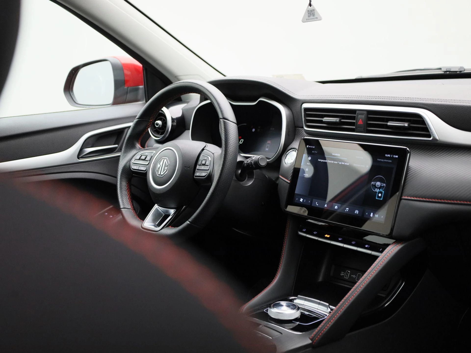 MG-ZS EV-image-36