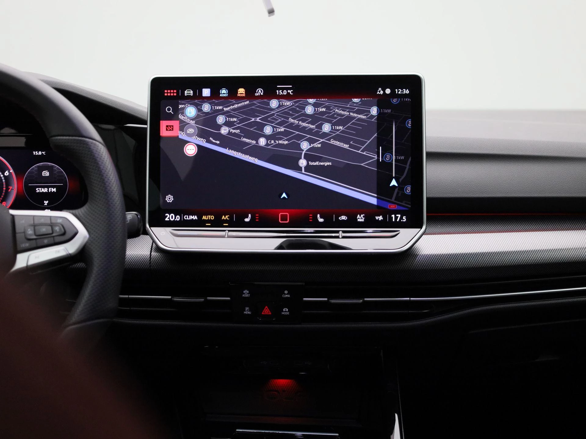 Volkswagen-Golf-image-8