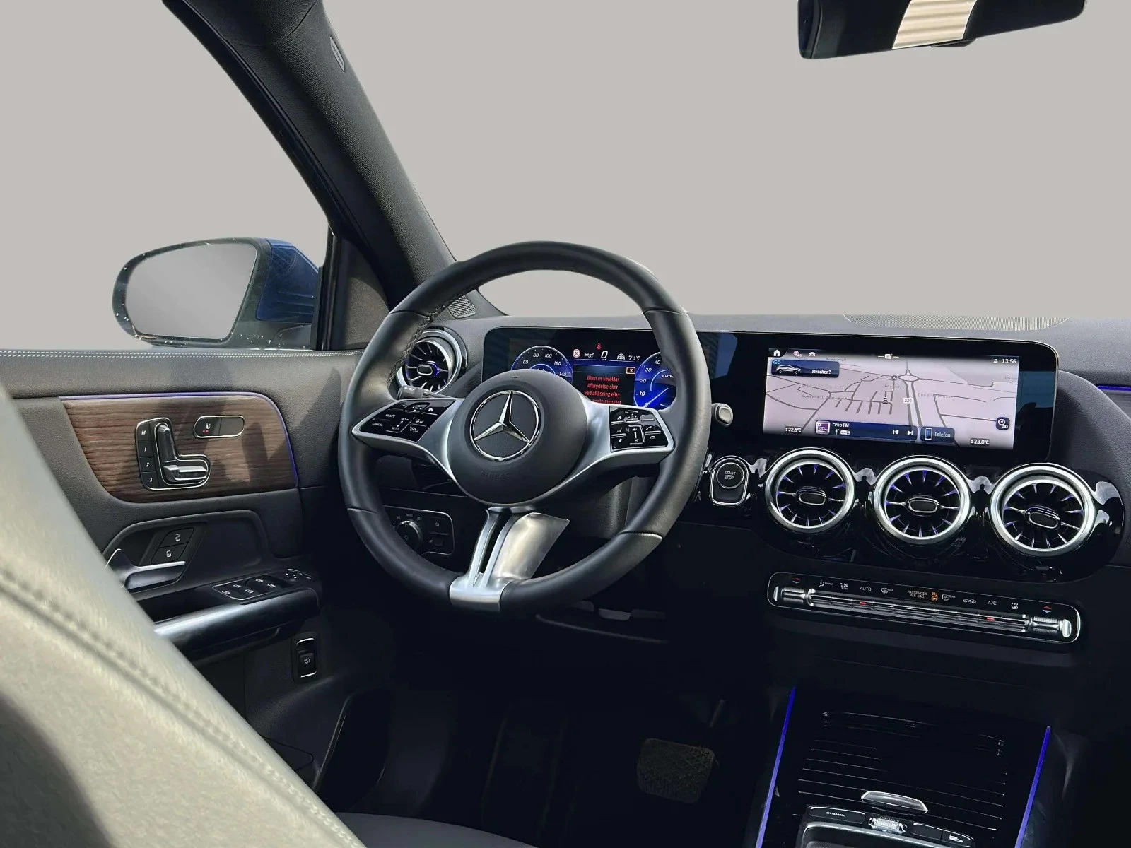 Mercedes-Benz-EQA-image-13