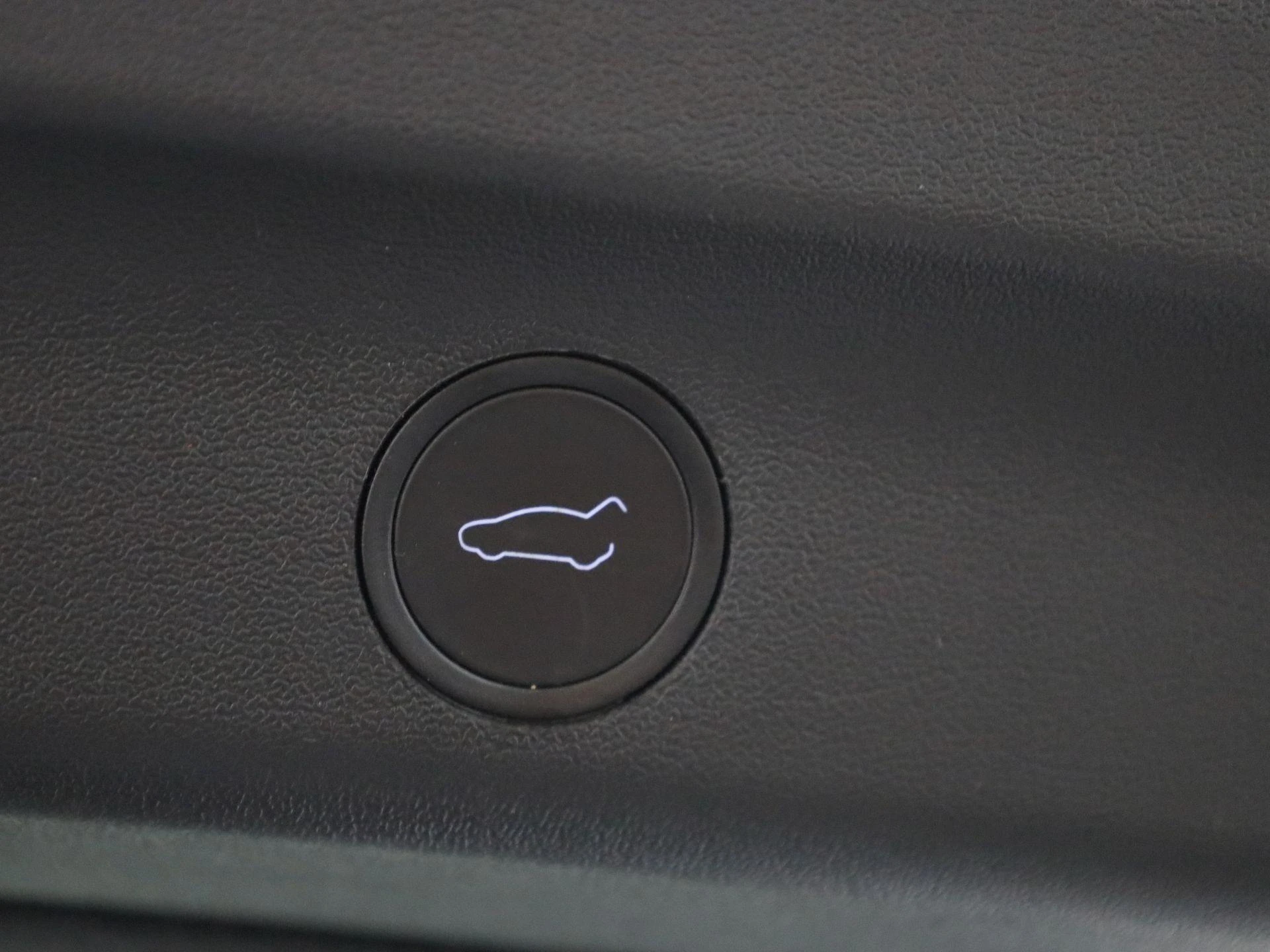 Tesla Model Y Long Range Dual Motor AWD