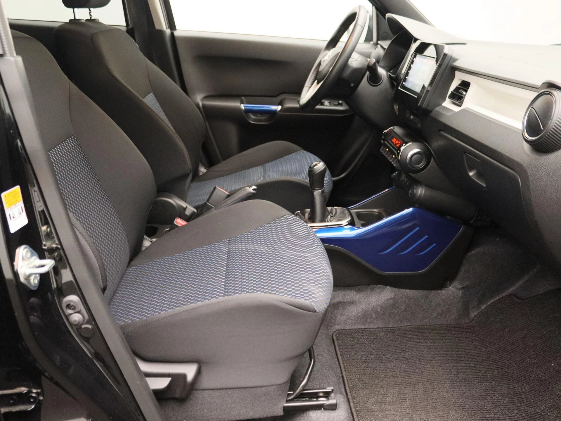 Suzuki-Ignis-image-23