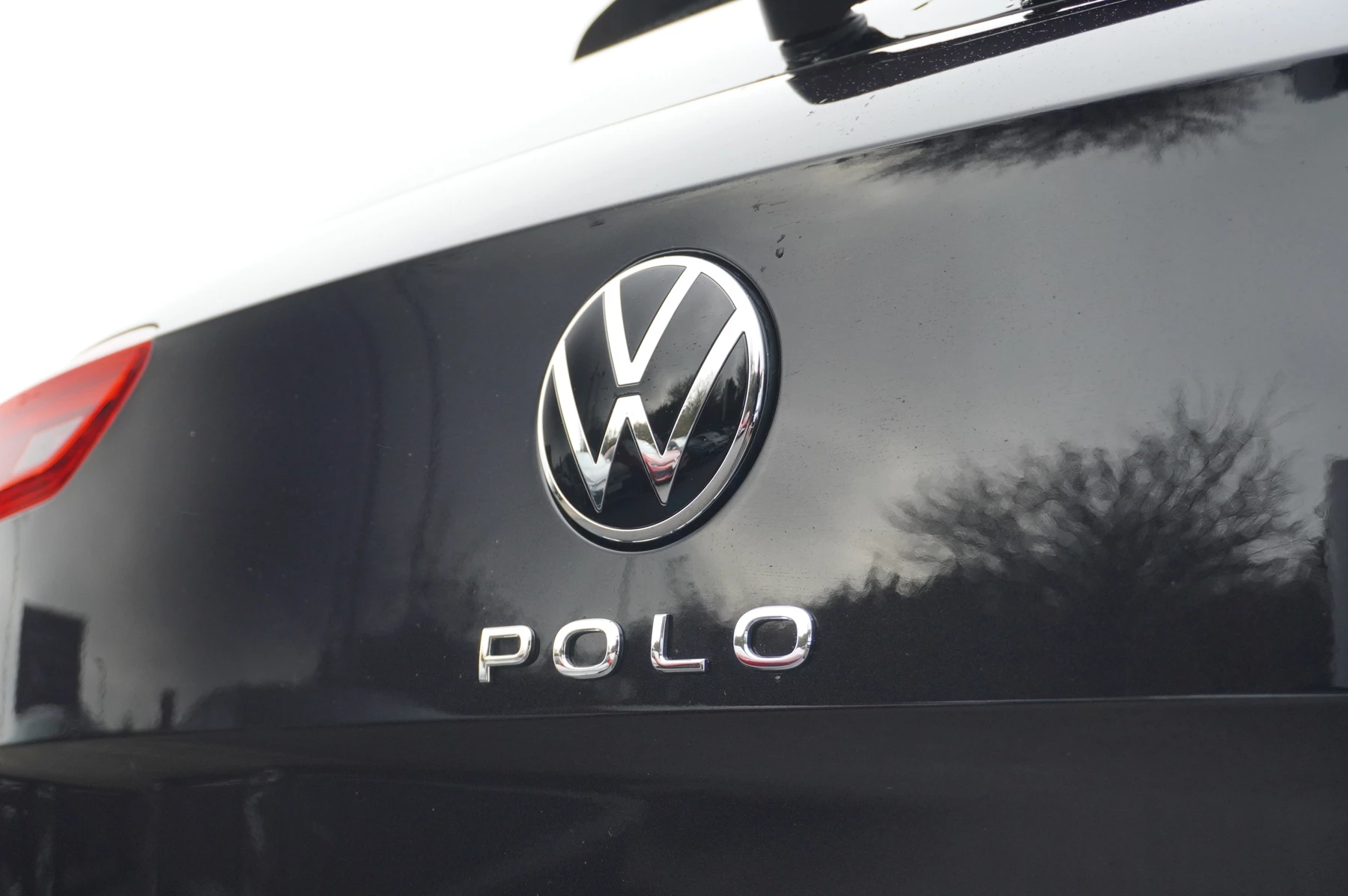 Volkswagen-Polo-image-40