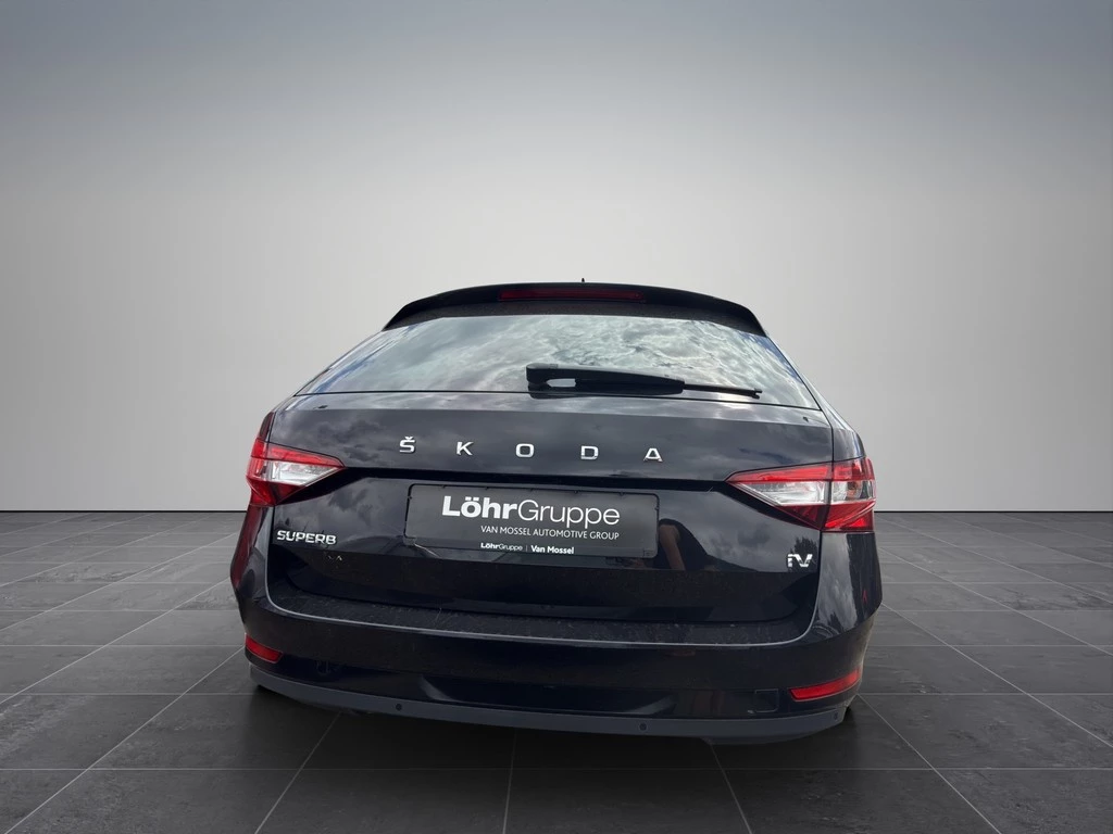 Škoda Superb Combi 1.4 iV Ambition *NAVI*STANDHEIZUNG*LED*