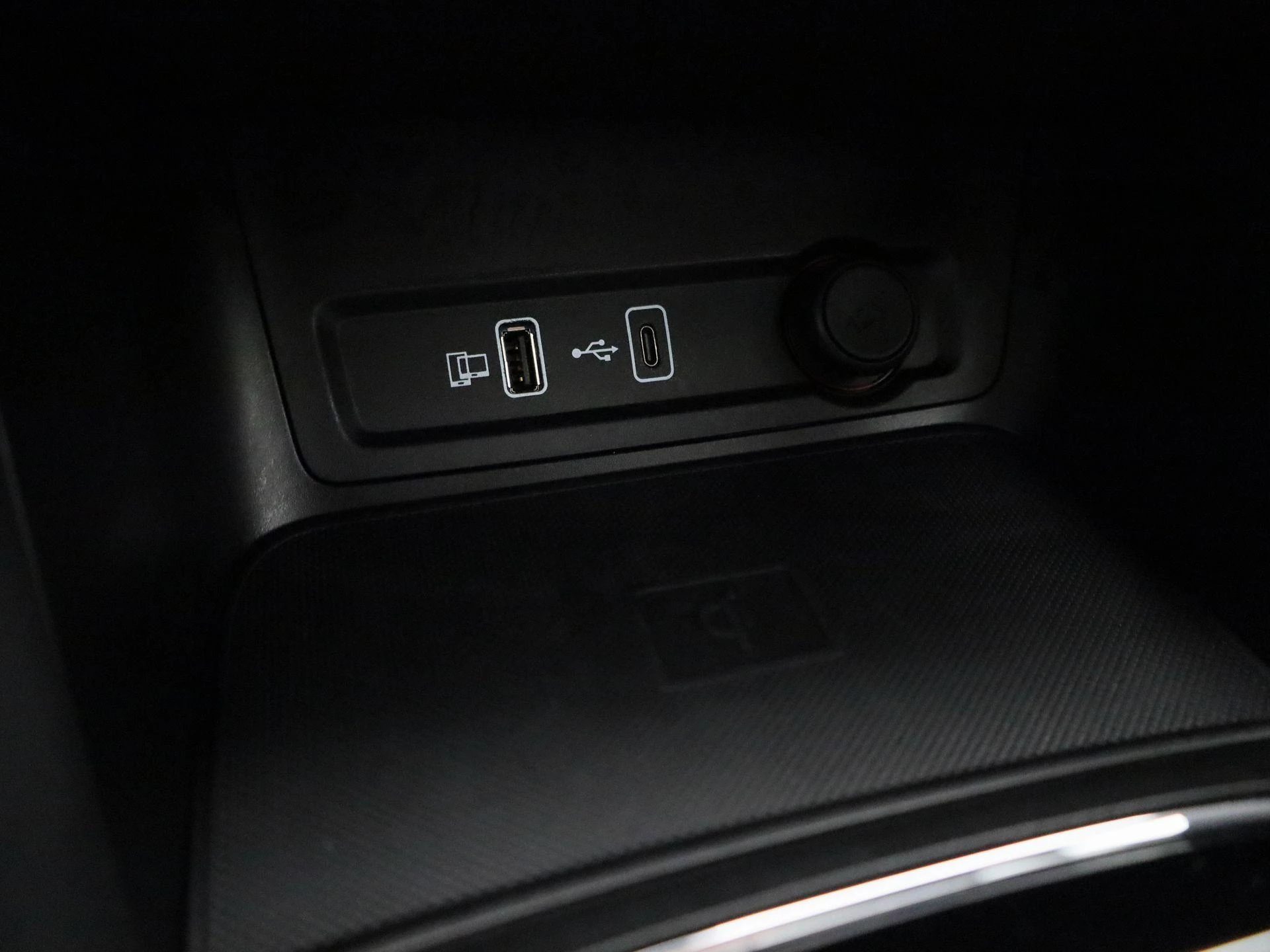 MG ZS EV Long Range Luxury 70 kWh