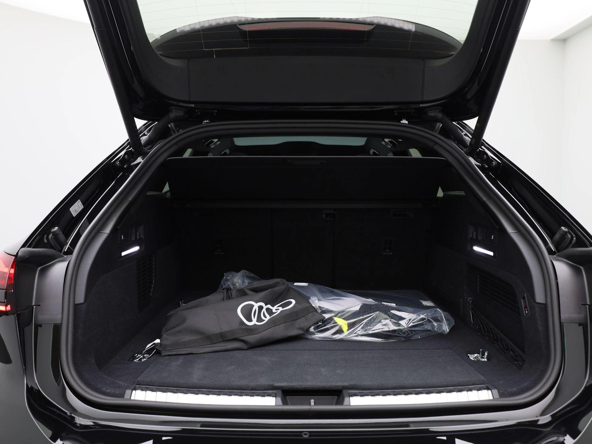 Audi-A6-image-12