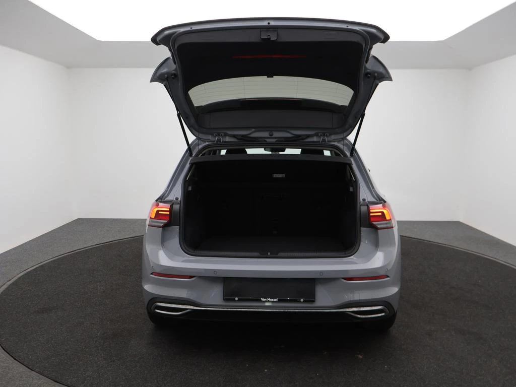 Volkswagen Golf VIII Golf Active 1.5eTSI *VIRTUAL COCKPIT*CAMERA*ACC*PDC*LED*NAVI*APP-CONNECT*...*