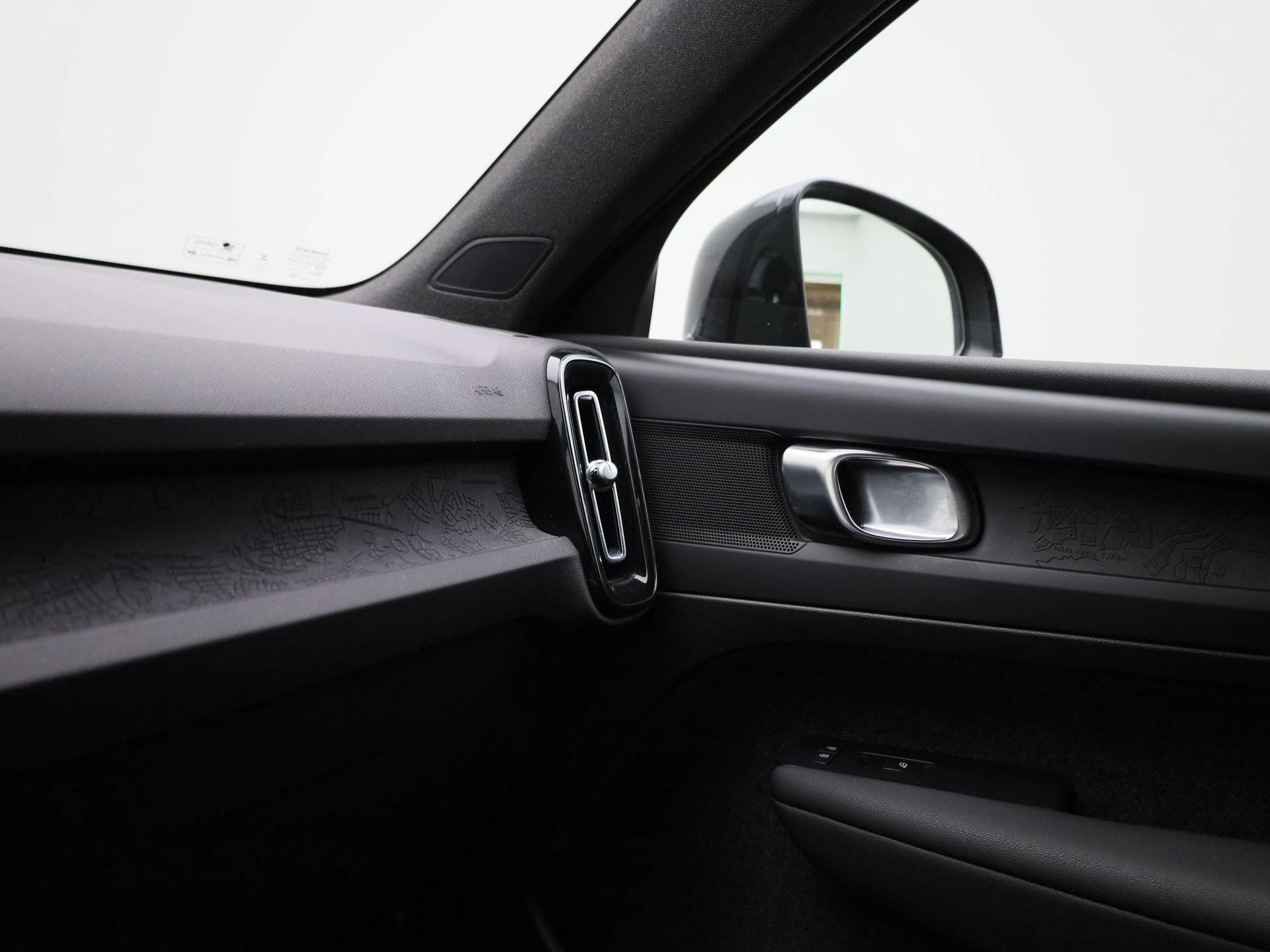 Volvo-XC40-image-26