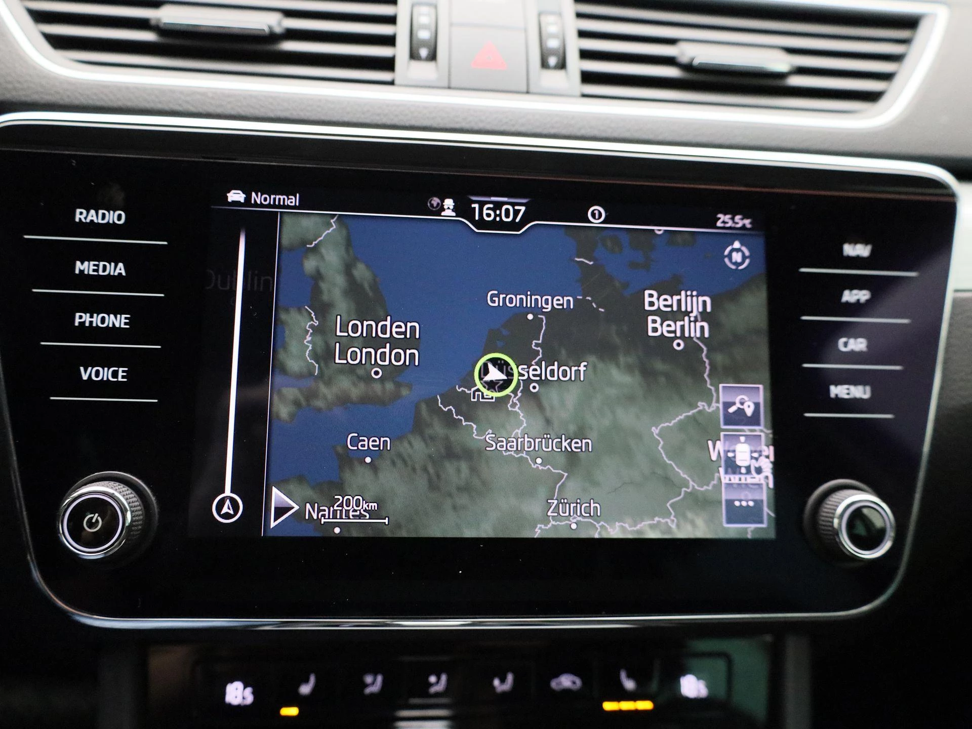 Škoda Superb Combi 1.4 TSI iV 160kW DSG6 Ambition