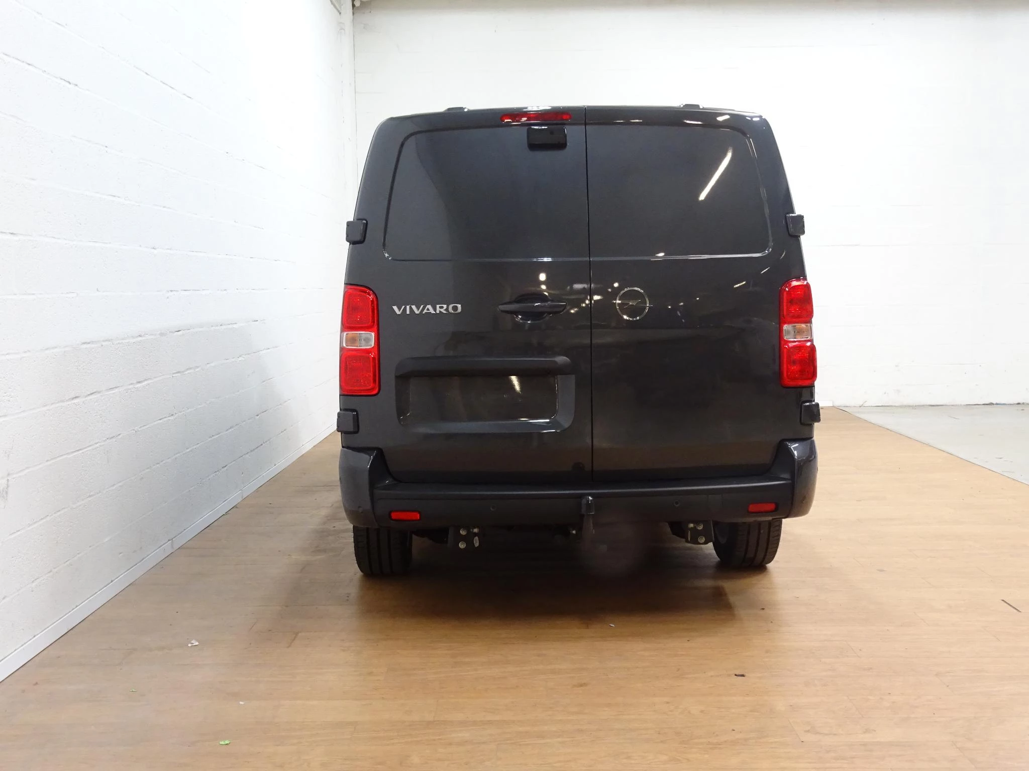 Opel Vivaro 2.0 BlueHDi 180 S&S EAT8 €6.4 DC L3H1