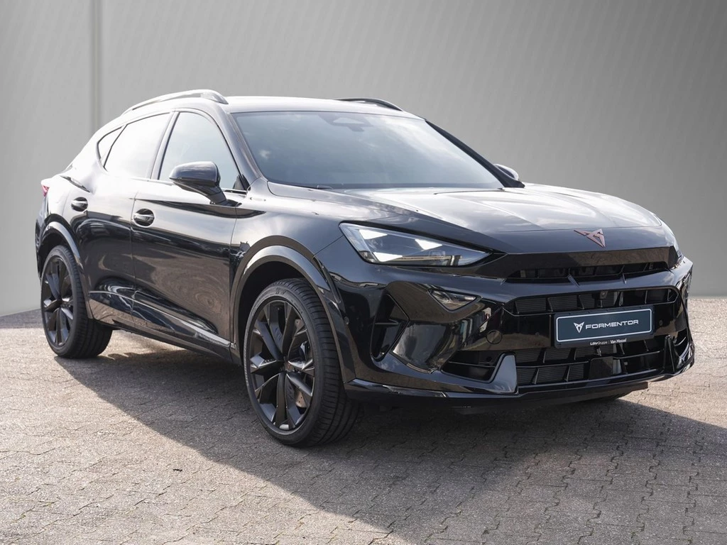 CUPRA Formentor VZ 4Drive Black Edition /Pano/AHK/Navi