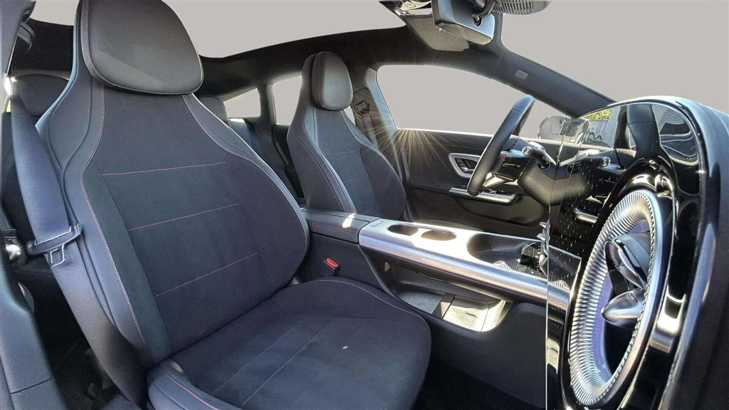 Mercedes-Benz-CLA-image-20
