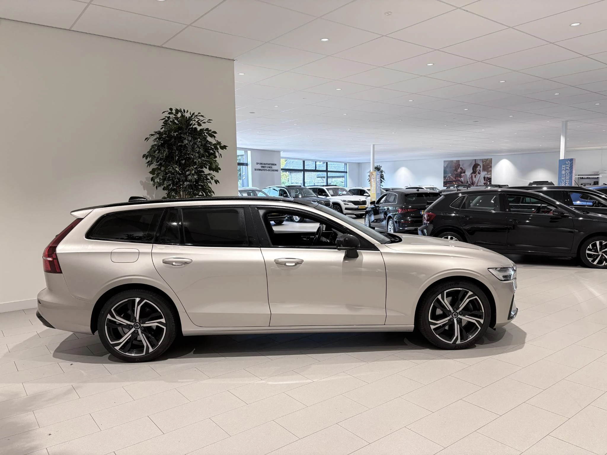 Volvo-V60-image-4
