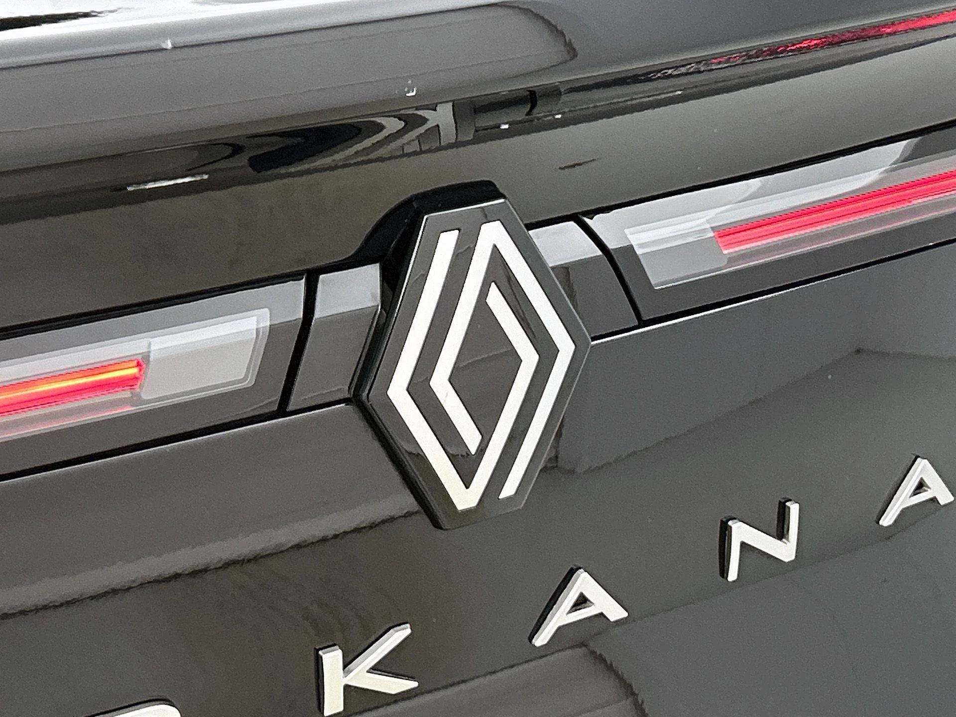 Renault-Arkana-image-22