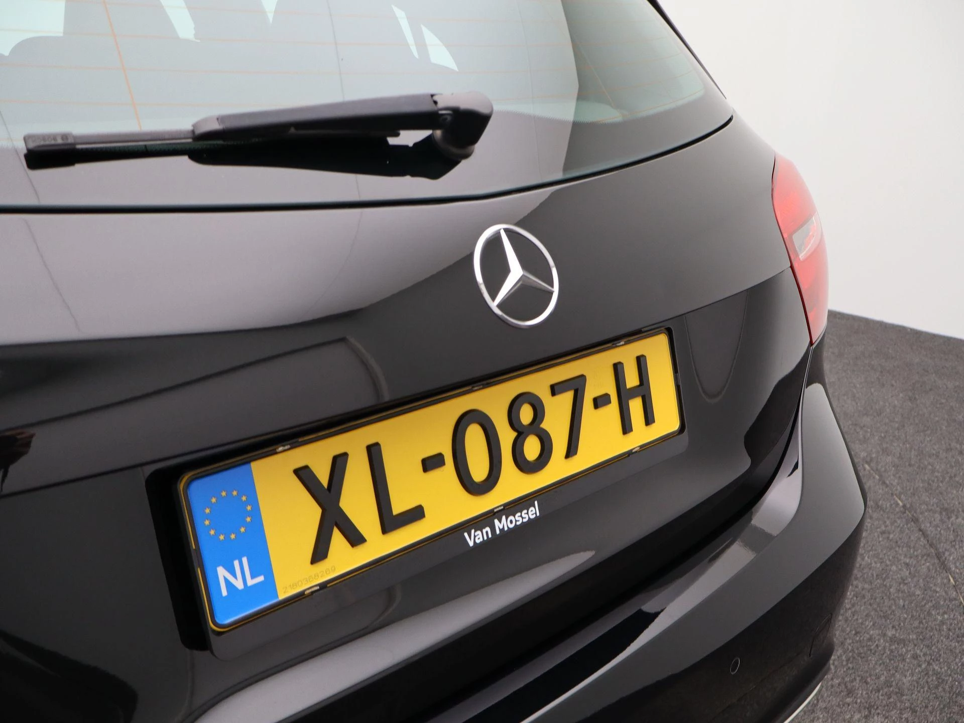 Mercedes-Benz-A-Klasse-image-35