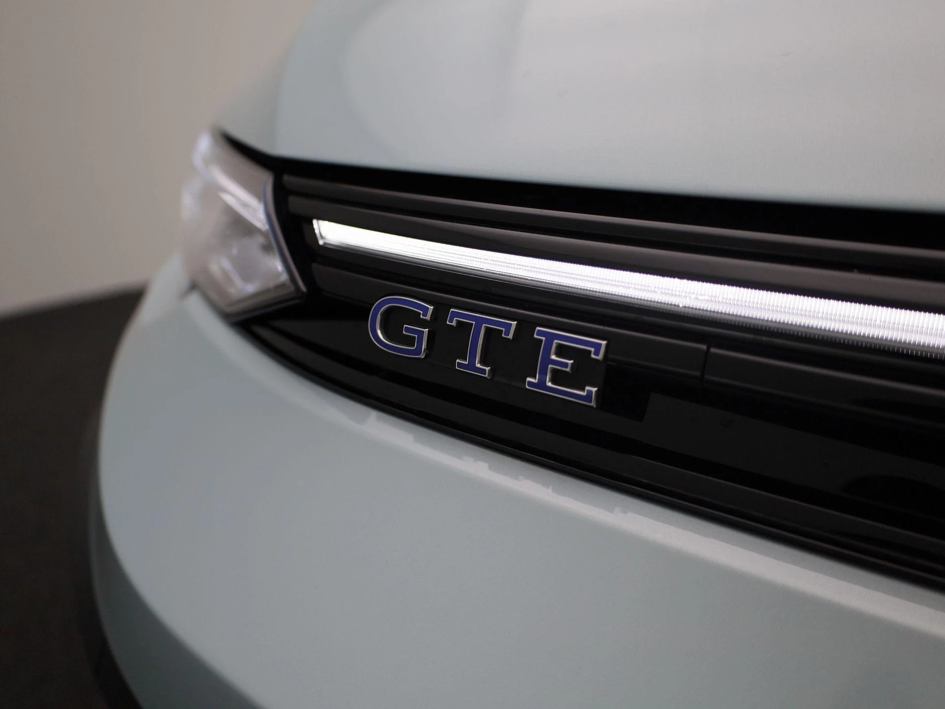 Volkswagen-Golf-image-41