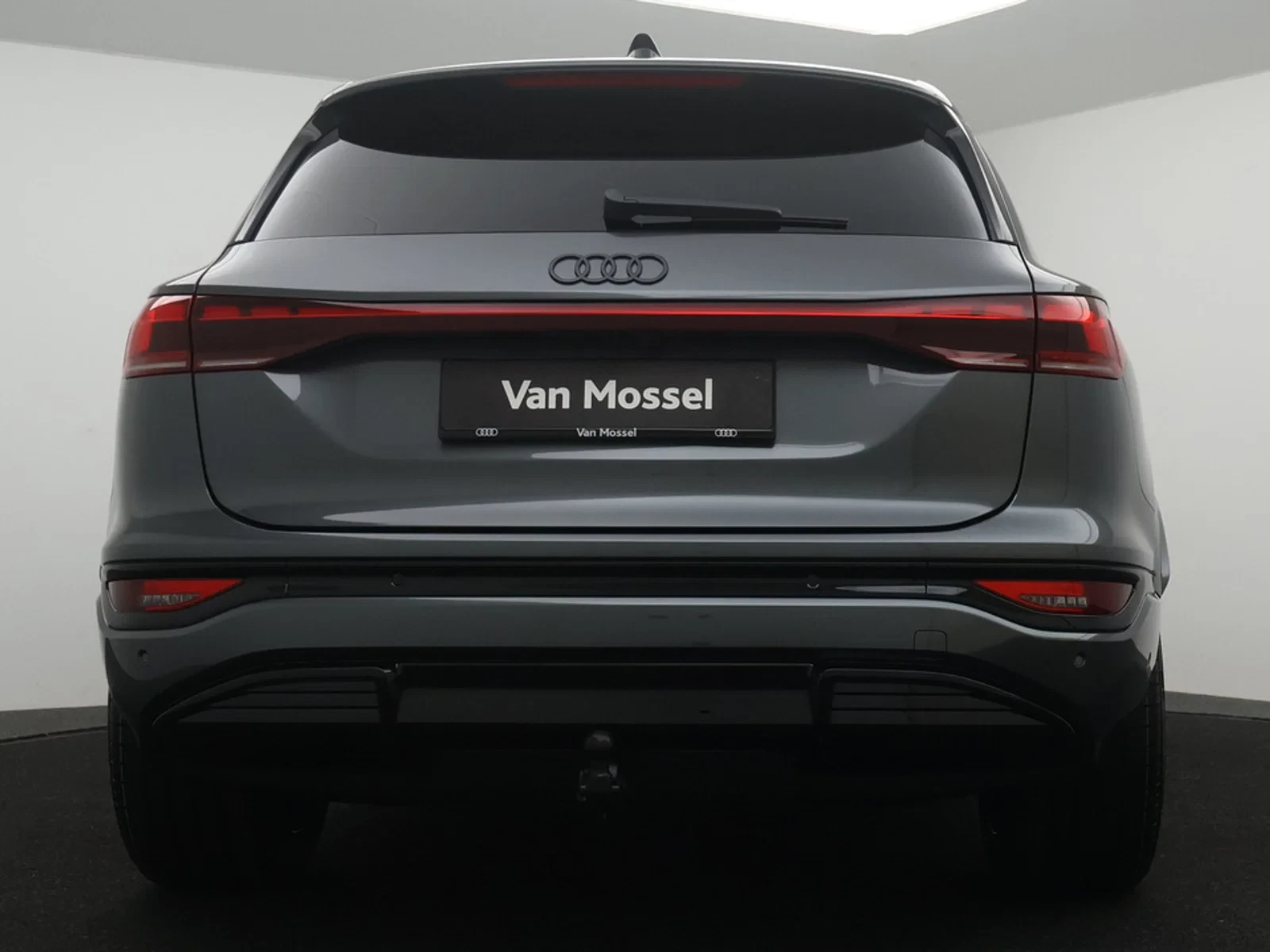 Audi Q6 e-tron Audi Q6 SUV Corporate S performance *ENKEL VOORSTEL VOOR PROFFESIONELEN*