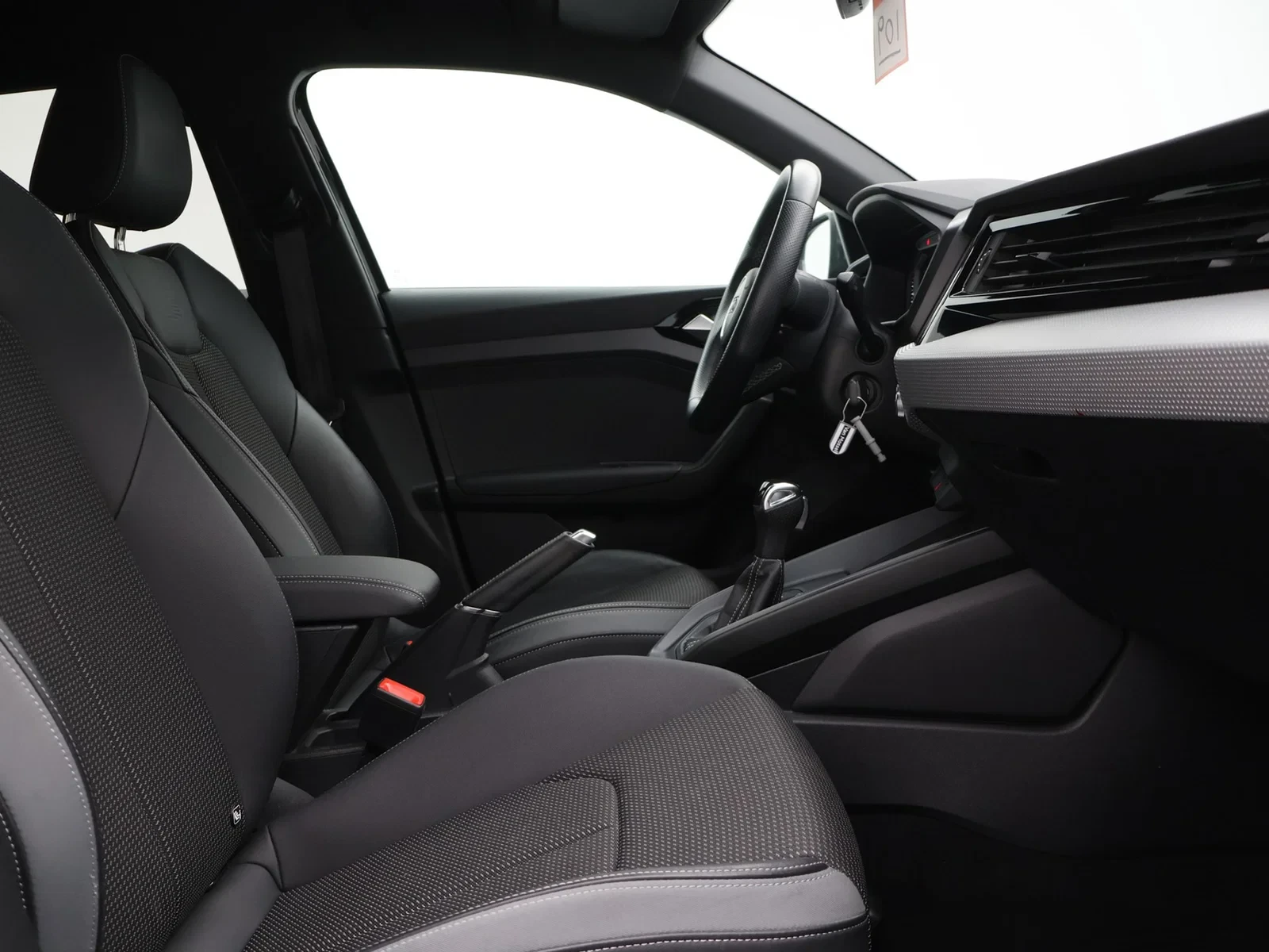 Audi A1 Sportback Audi A1 Sportback 25TFSI 95PK *AUTOMAAT*LEDER*SHADOW*S LINE INTERIEUR*VIRTUAL COCKPIT*CRUISE*APP-CON