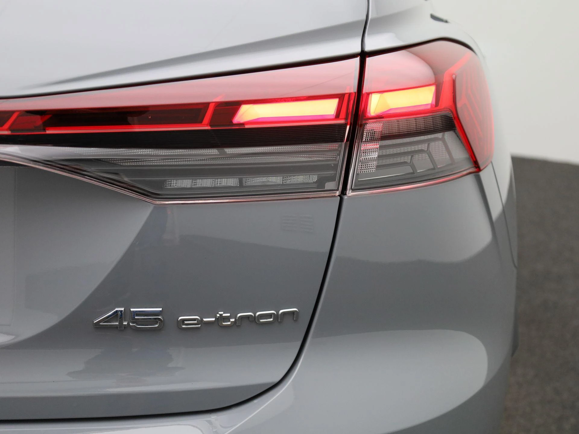 Audi-Q4 e-tron-image-38