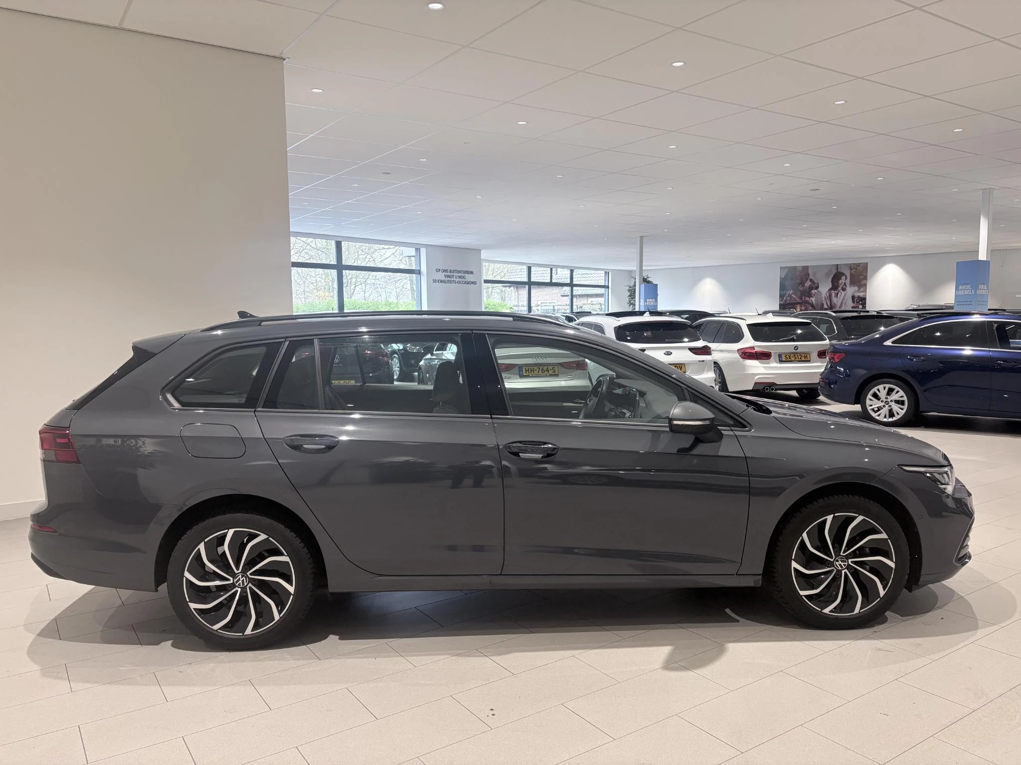 Volkswagen-Golf-image-5