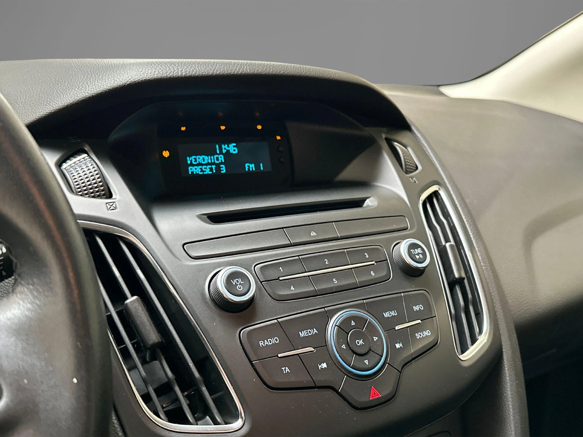 Ford-Focus-image-5