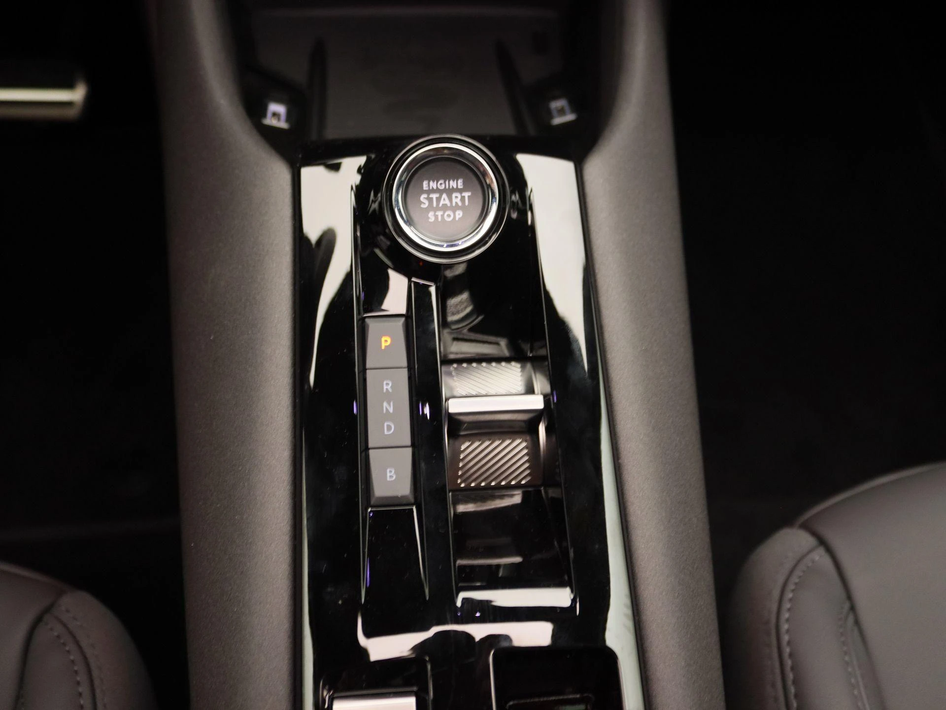 Alfa Romeo Junior Elettrica Ti 54 kWh