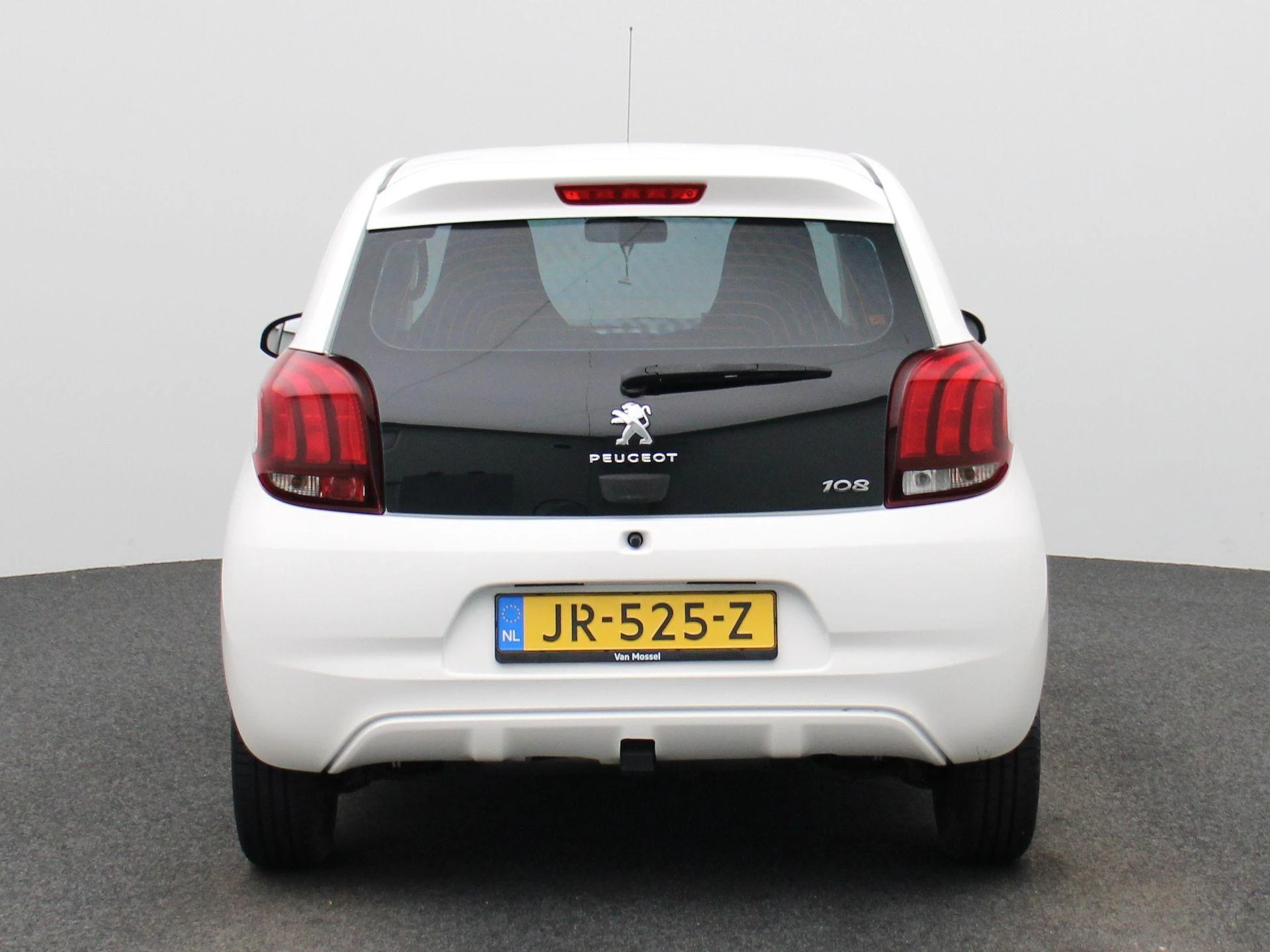 Peugeot-108-image-4