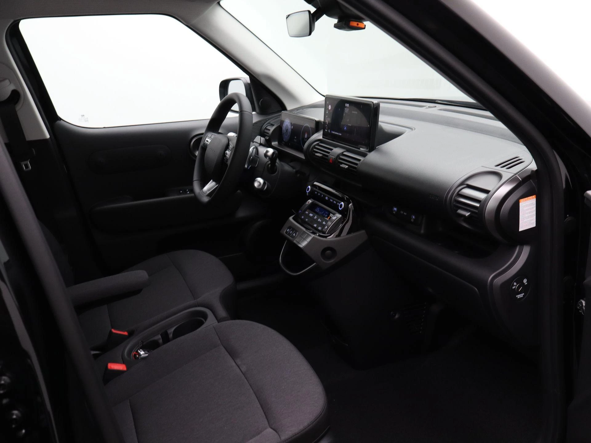 Hyundai-Inster-image-27