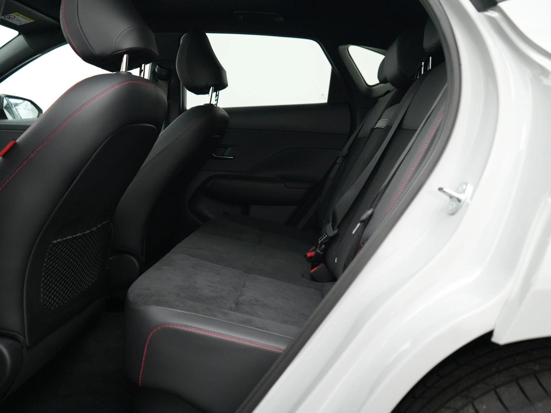 Hyundai-Kona-image-35