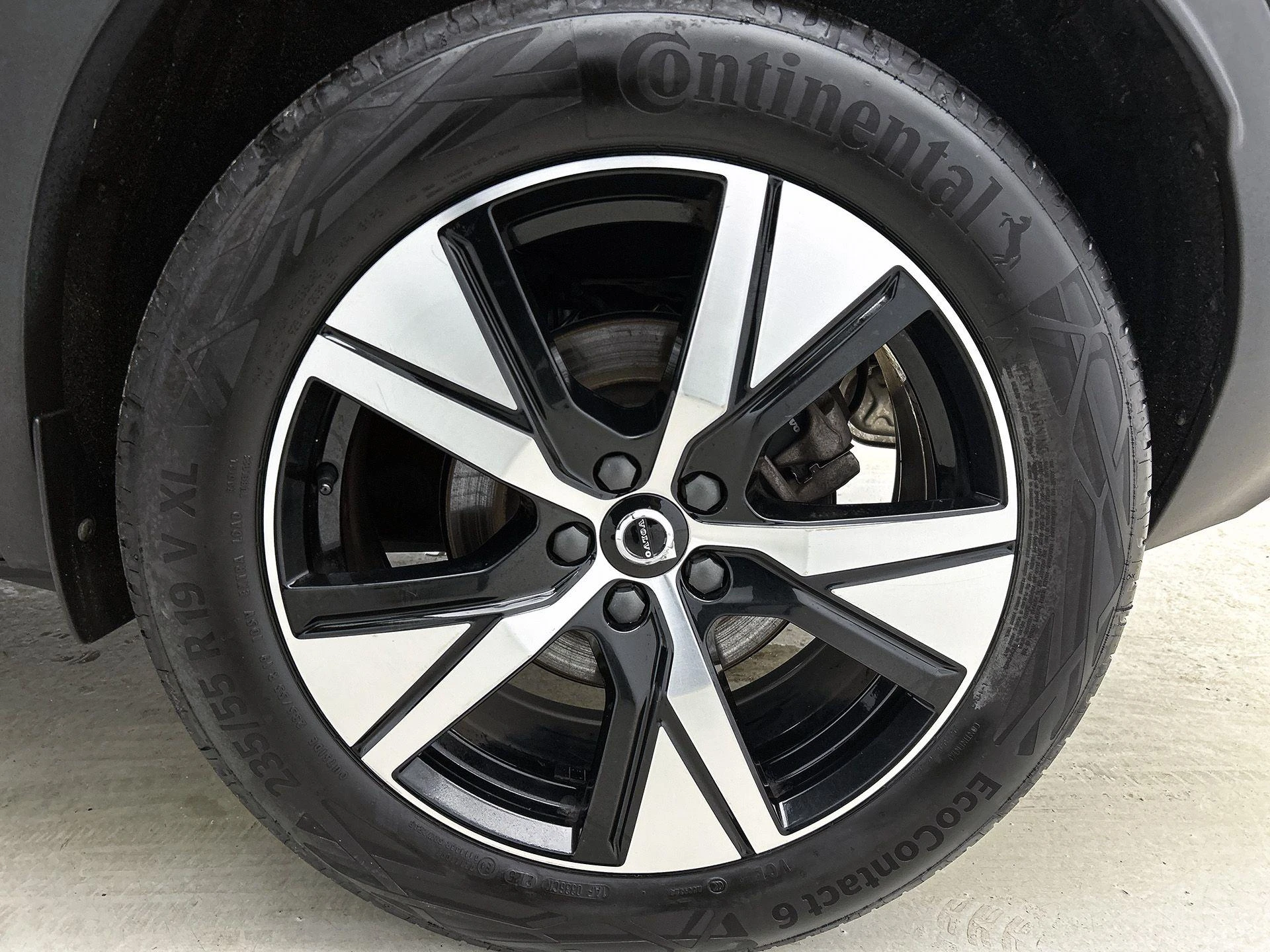 Volvo-XC40-image-33