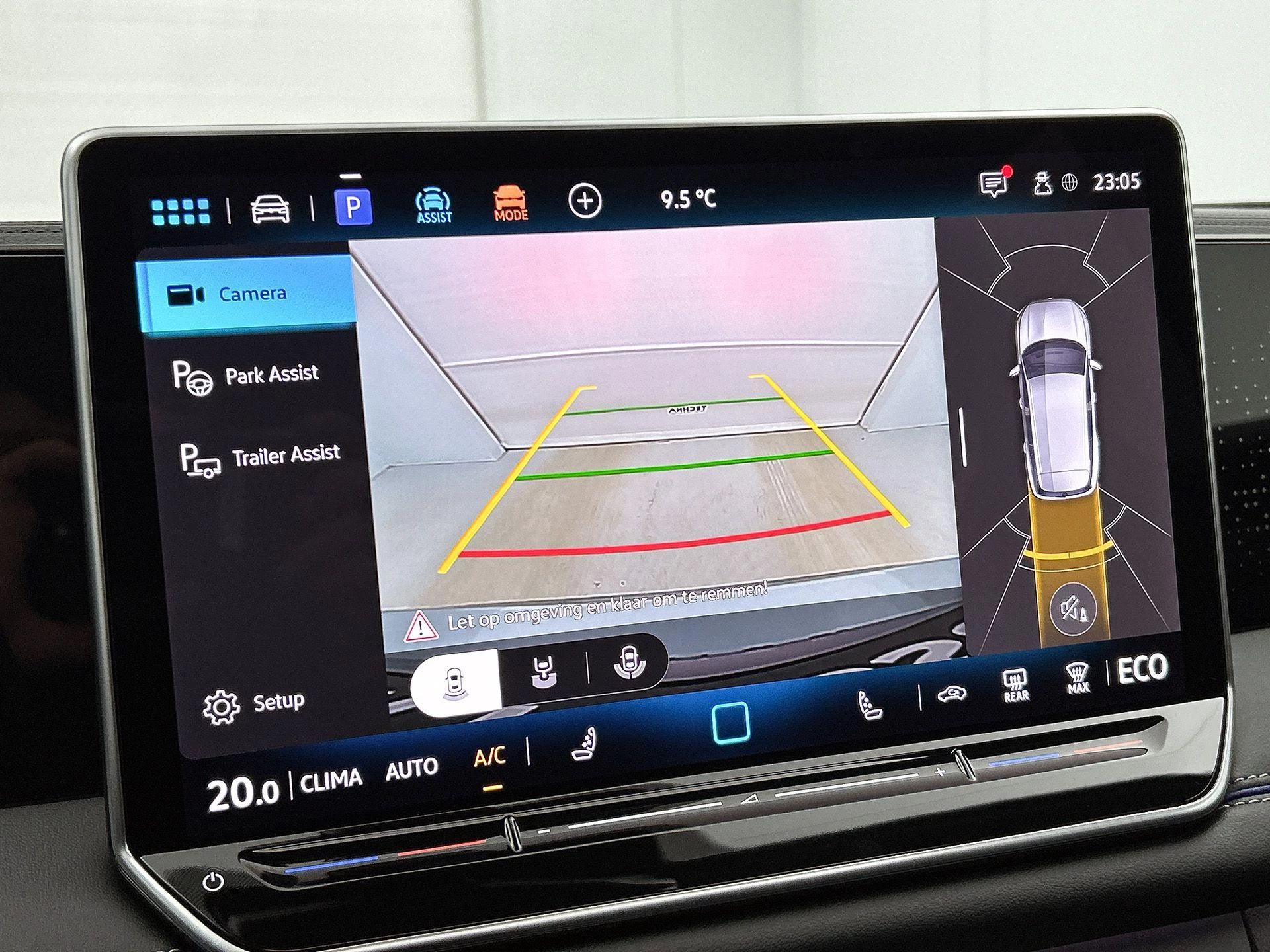 Volkswagen-Tiguan-image-25