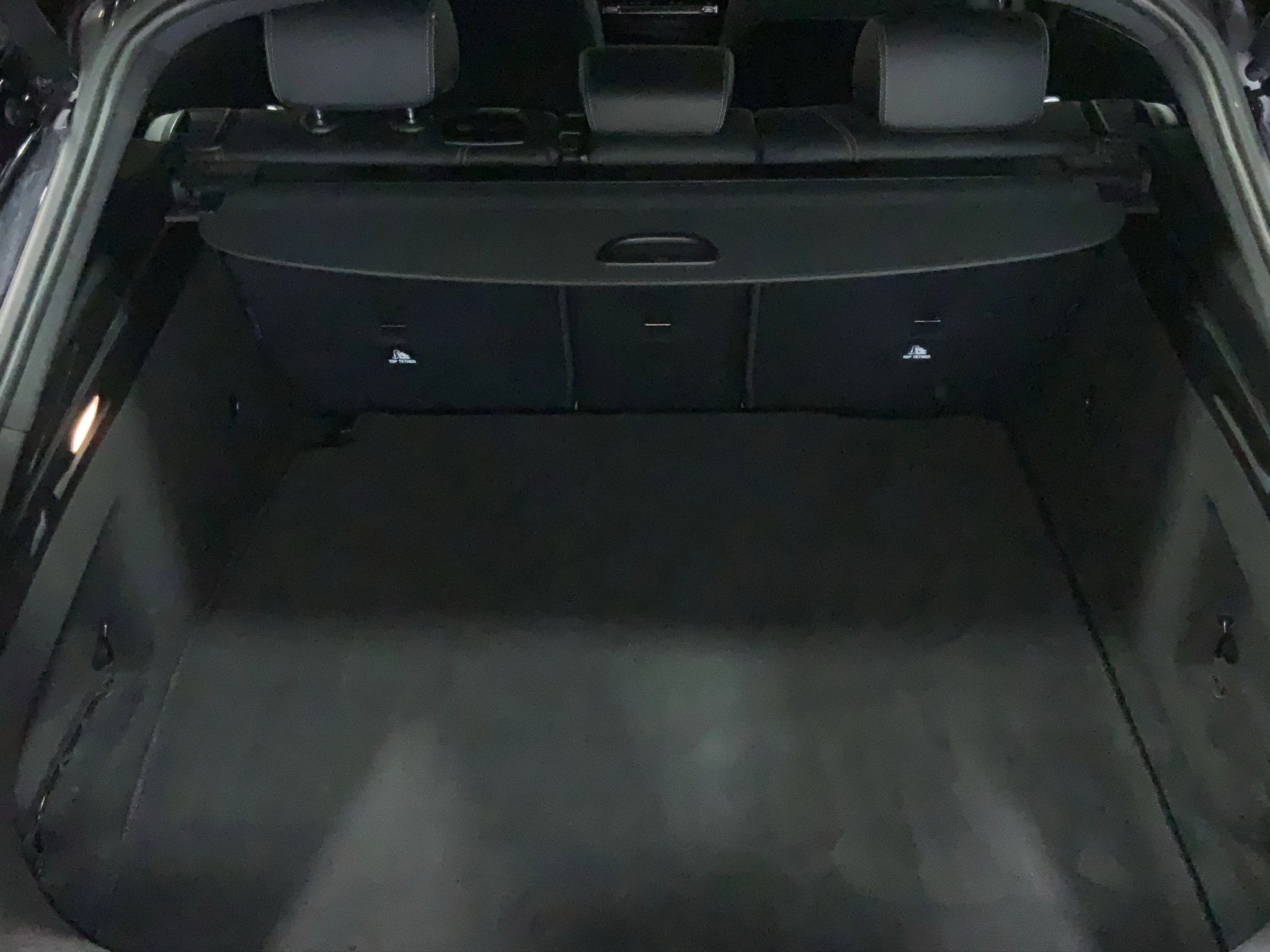 Mercedes-Benz-CLA-image-16