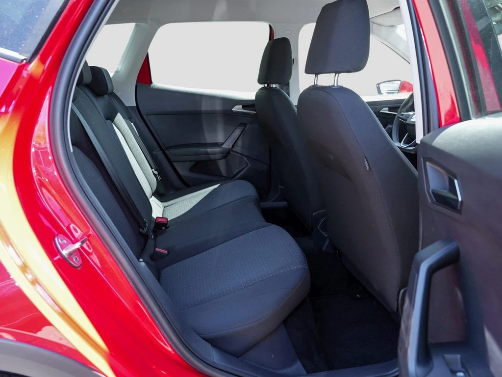 SEAT-Arona-image-10
