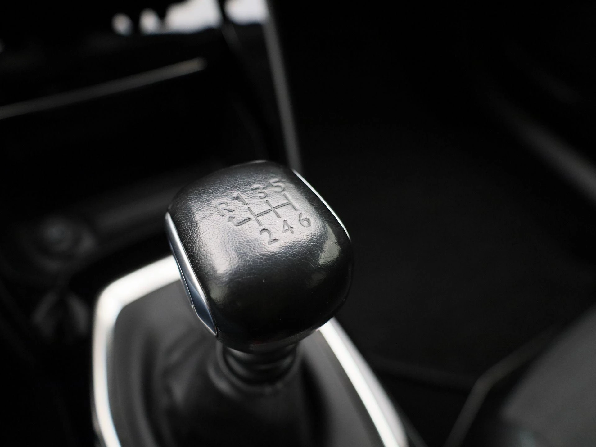 Peugeot-2008-image-22