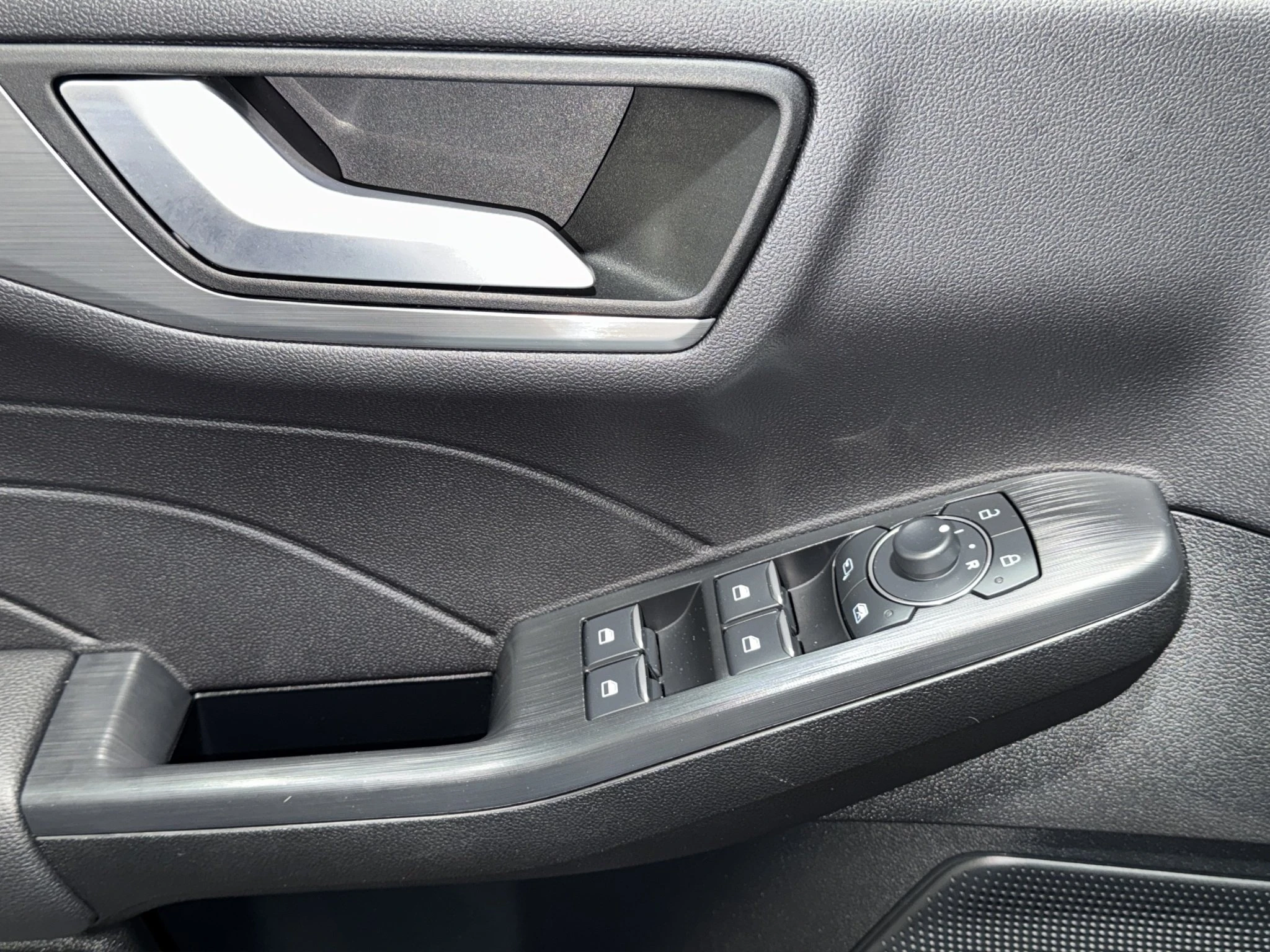 Ford-Kuga-image-15