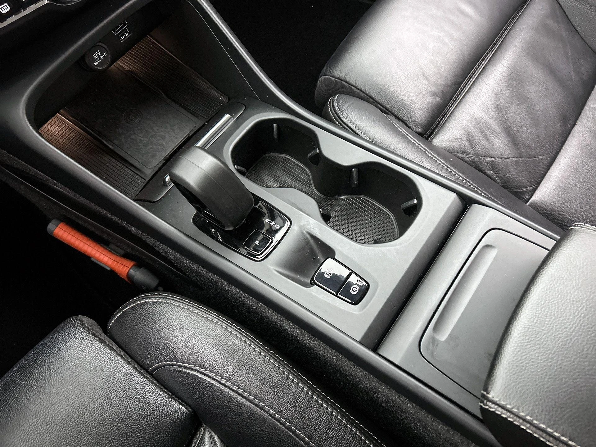 Volvo-XC40-image-29