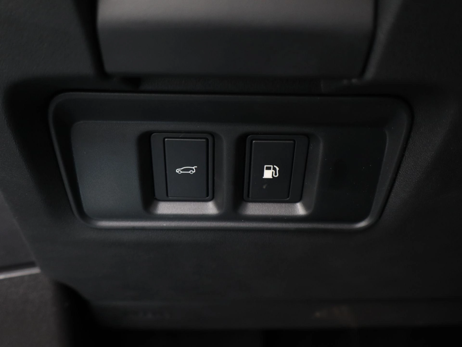 Land Rover-Range Rover Evoque-image-26