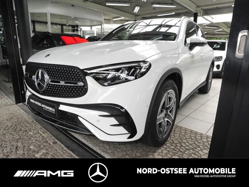 Mercedes-Benz GLC 300 d AMG 4M AHK DISTRONIC MBUX TOTWINKEL AMG Line