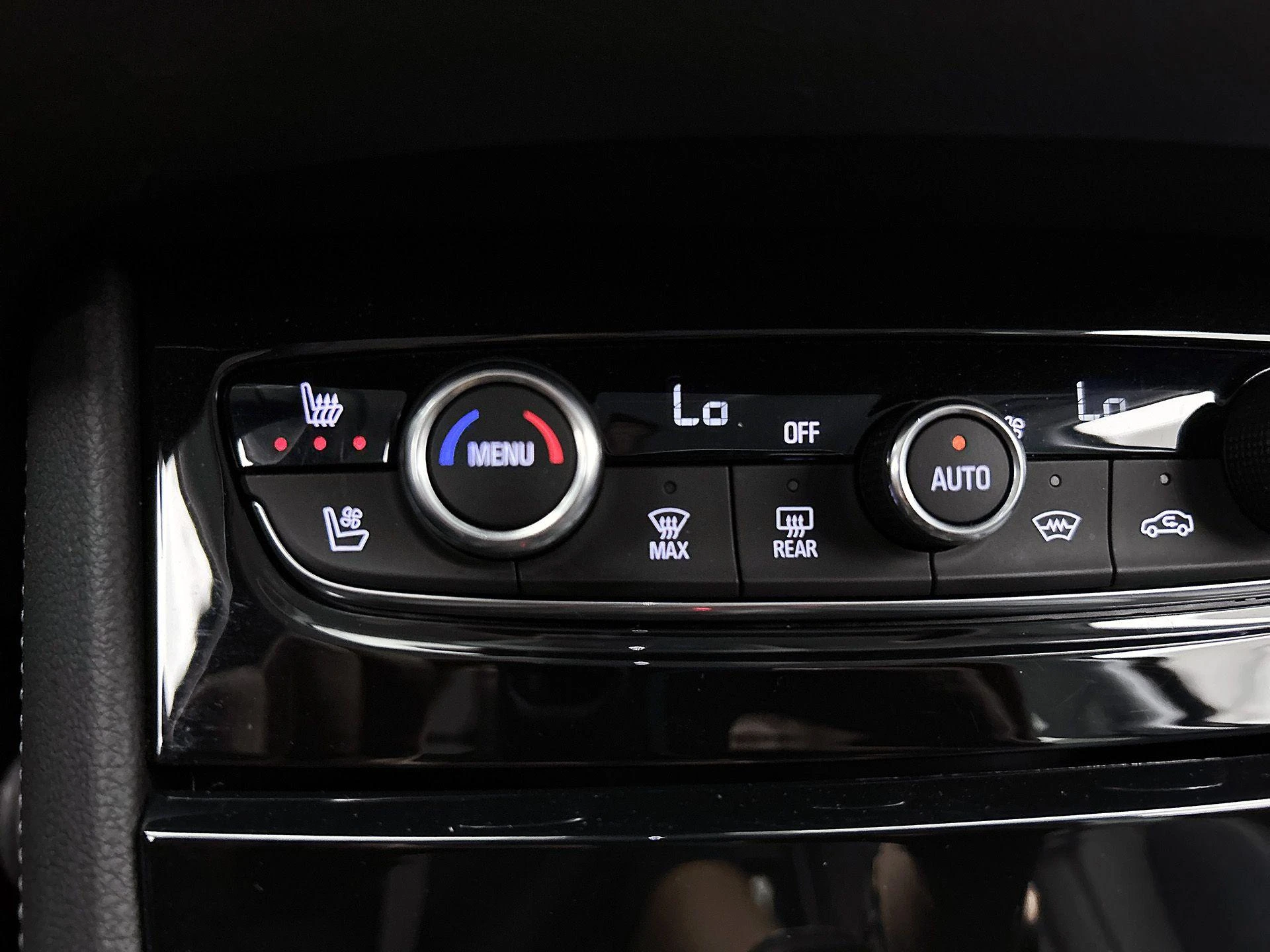 Opel-Grandland X-image-7