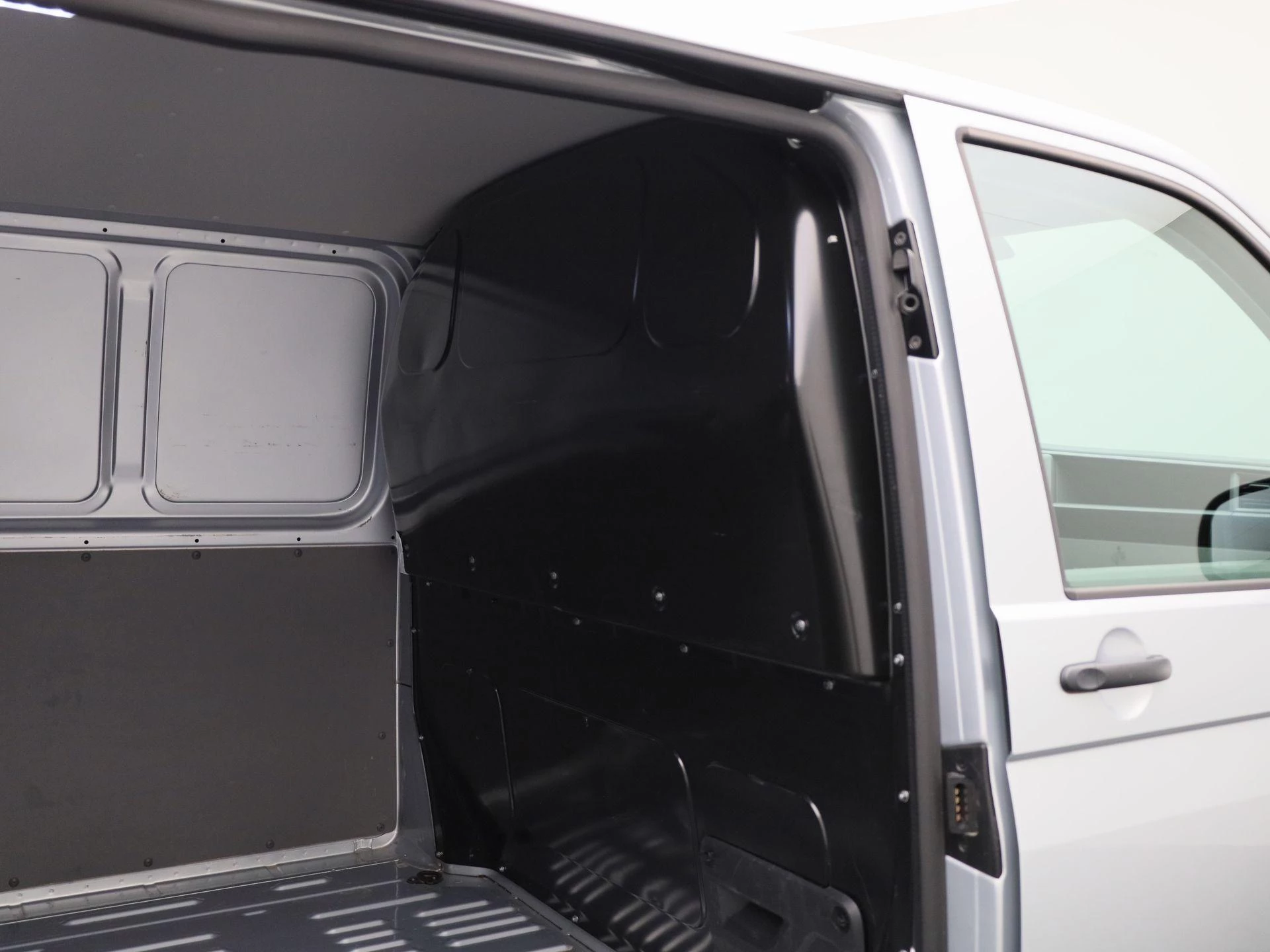 Volkswagen Transporter 2.0 TDI L1H1 150PK