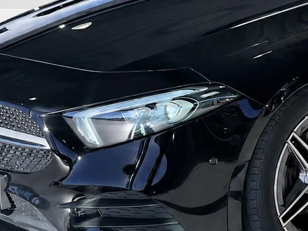 Mercedes-Benz-A-Klasse 180-image-4
