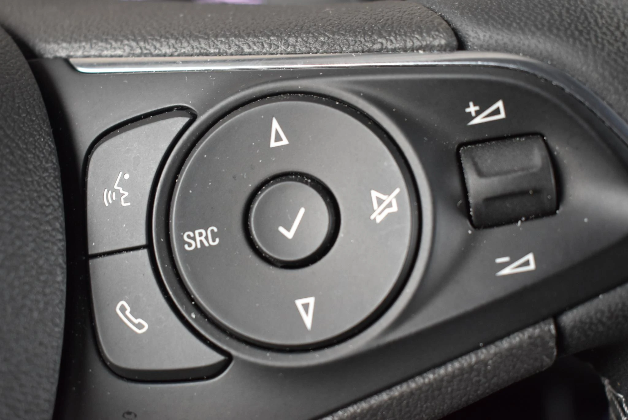 Opel-Grandland-image-21