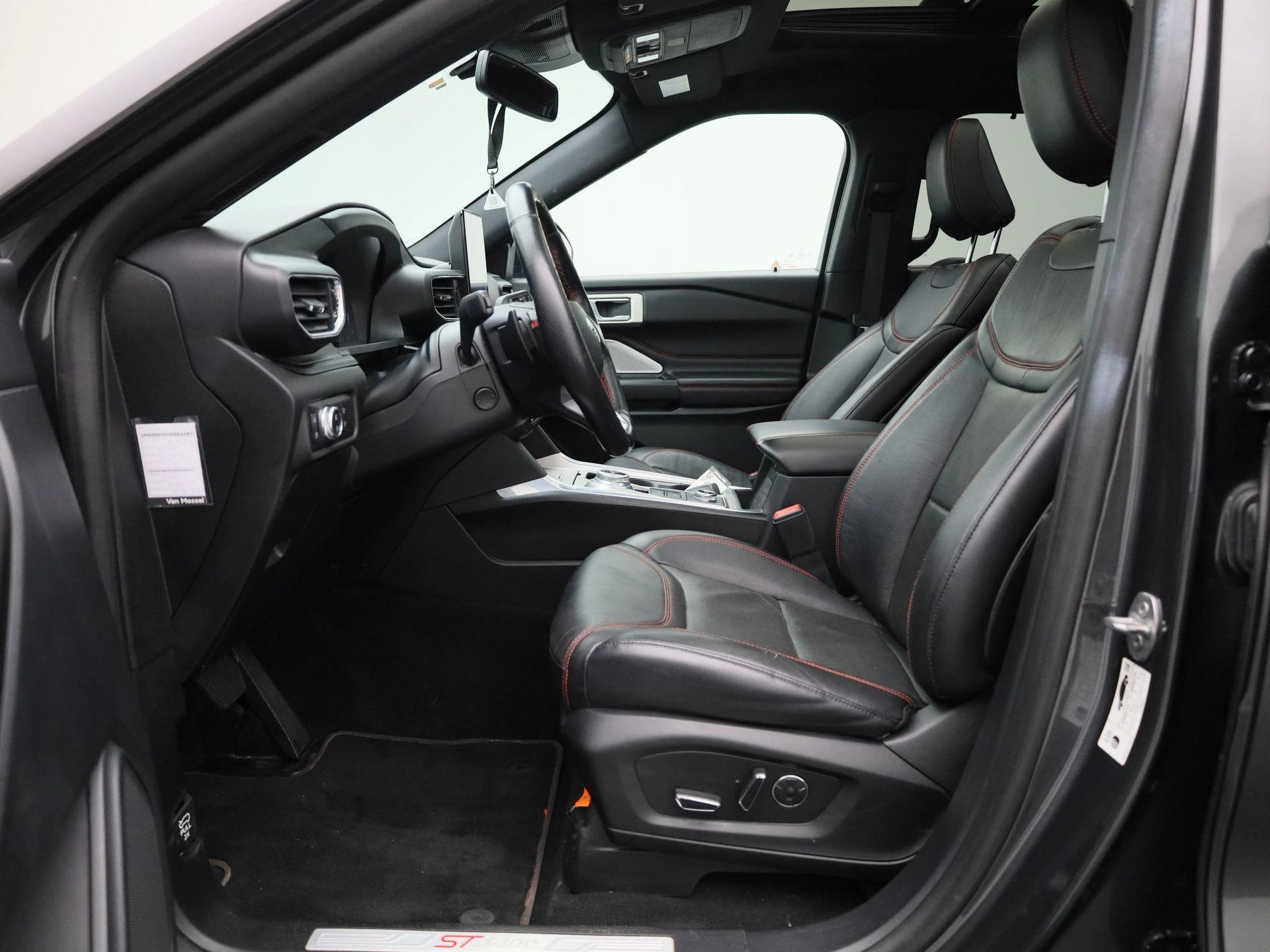 Ford-Explorer-image-9