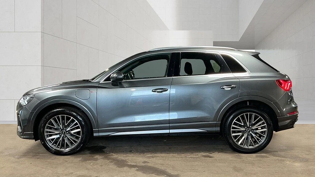 Audi-Q3-image-6