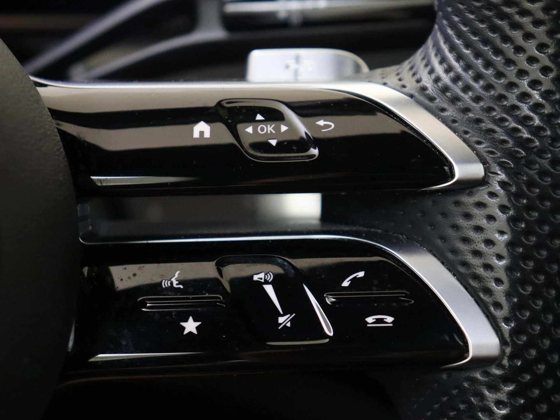 Mercedes-Benz EQE 350+ Launch Edition AMG Line 91 kWh
