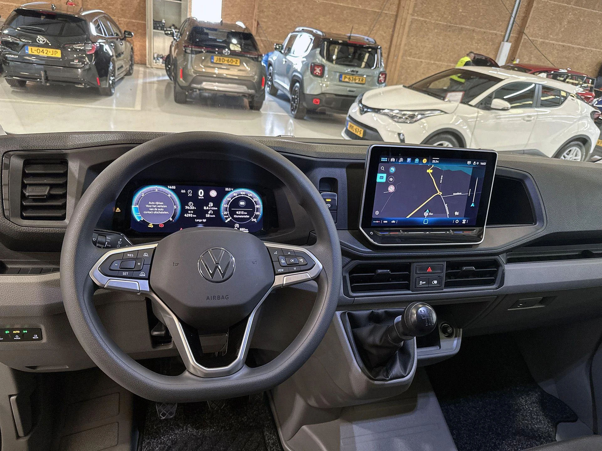 Volkswagen-Crafter-image-5