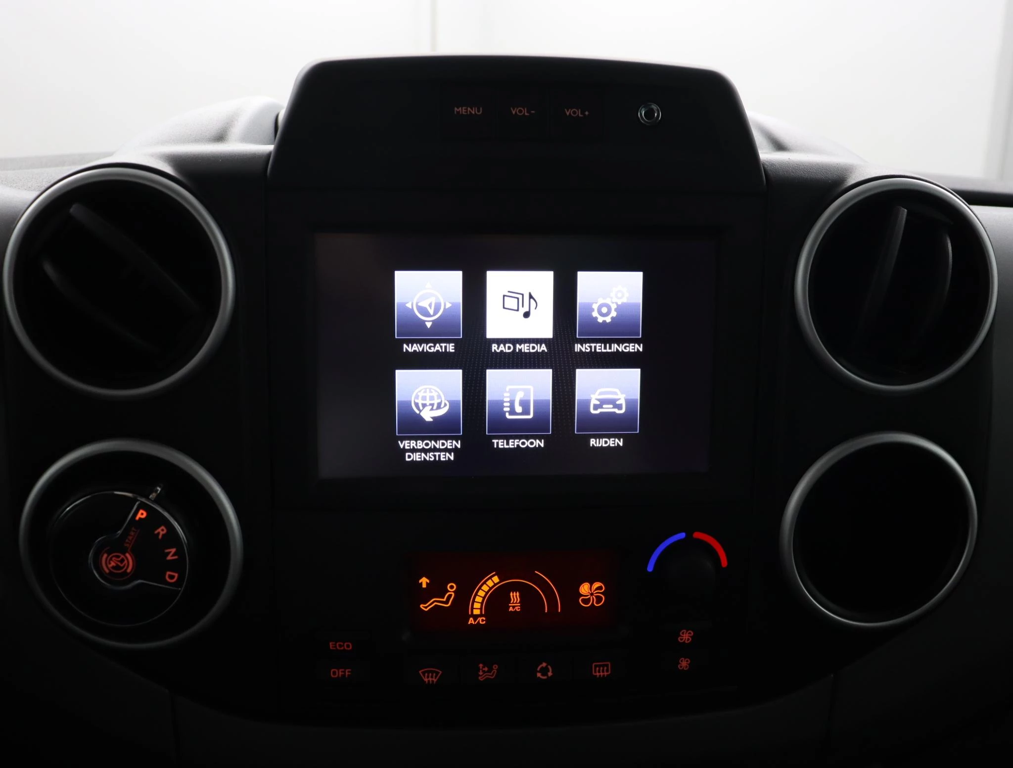 Peugeot-e-Partner-image-30
